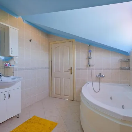 Infinity Sunshine Villa